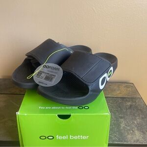 OOFOS Men’s Black Slide Sandals